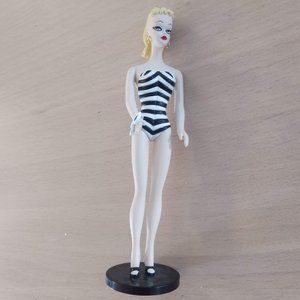 1994 Hallmark Debut 1959 Barbie Ornament Series #1